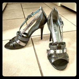 NWOT Guess gray & silver stilleto heels